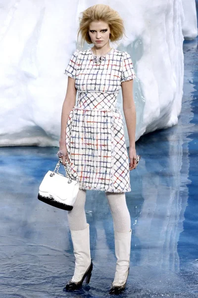 Look 22